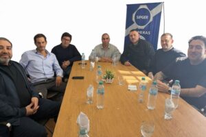 GÜENCHENEN SE REUNIÓ CON CLEAR PETROLEUM E INTENDENTES DE ZONA NORTE PARA ANALIZAR LA SITUACIÓN EN LOS YACIMIENTOS