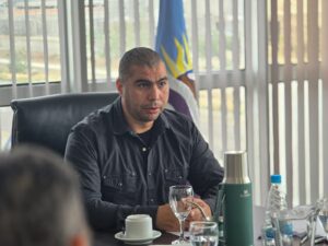 GÜENCHENEN DESTACA EL ESFUERZO DE LOS TRABAJADORES Y AFIRMA QUE ESTÁN DADAS LAS CONDICIONES PARA QUE LAS EMPRESAS INVIERTAN Y REACTIVEN LA PRODUCCIÓN