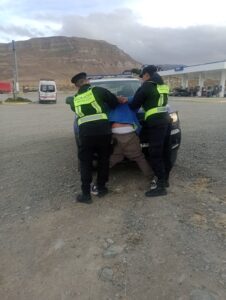 EL CALAFATE: INTERVENCIÓN POLICIAL POR HURTO DE MATERIALES DE CONSTRUCCIÓN