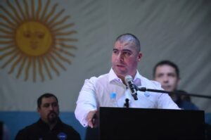 GÜENCHENEN A PAE: “SIN TRABAJO SANTACRUCEÑO NO HAY PRÓRROGA NI CONTINUIDAD”